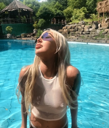Серафима, 33